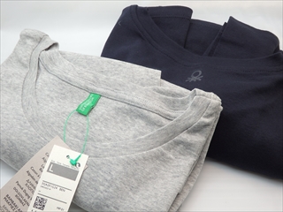 ベネトン長袖Tシャツ