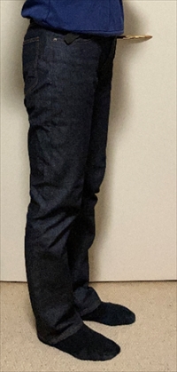 無印良品　縦横ストレッチデニム　スリムパンツ