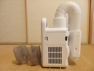 アイリス　オーヤマのふとん乾燥機　カラリエ　FK-W1-WP