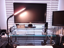 アイリス　オーヤマ　LEDデスクライト　PDL-101