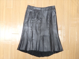 羊革スカートのカビ