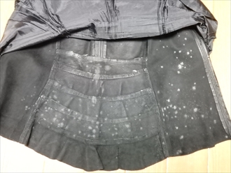 羊革スカートのカビ