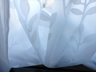 冷気侵入禁止　冷気を防ぐあったかカーテン