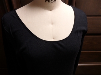 グンゼの本体ウール100％　8分袖インナー