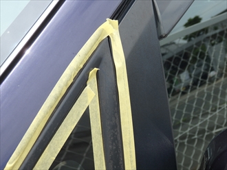 ホルツのすき間シール剤で補修